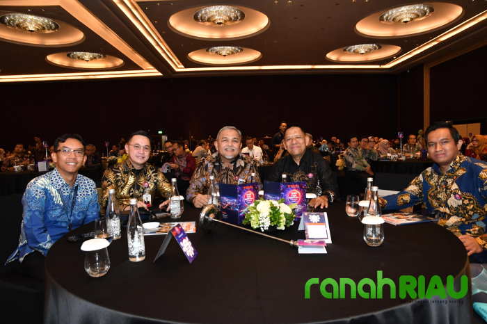 BRK Syariah Raih 2 Penghargaan Bergengsi TOP Digital Awards 2024 