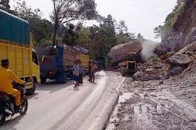 Waspadai Jalan Longsor, ini Kata Dinas PUPR Riau