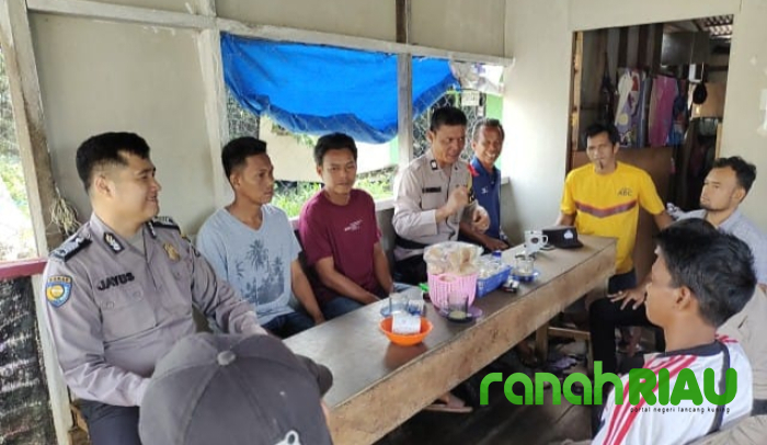 Jelang Pemilu 2024, Polsek Enok Berikan Edukasi ke Masyarakat Kelurahan Pusaran