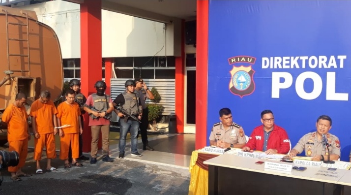 Bongkar Komplotan Illegal Tapping, Kapolda Riau dapat apresiasi
