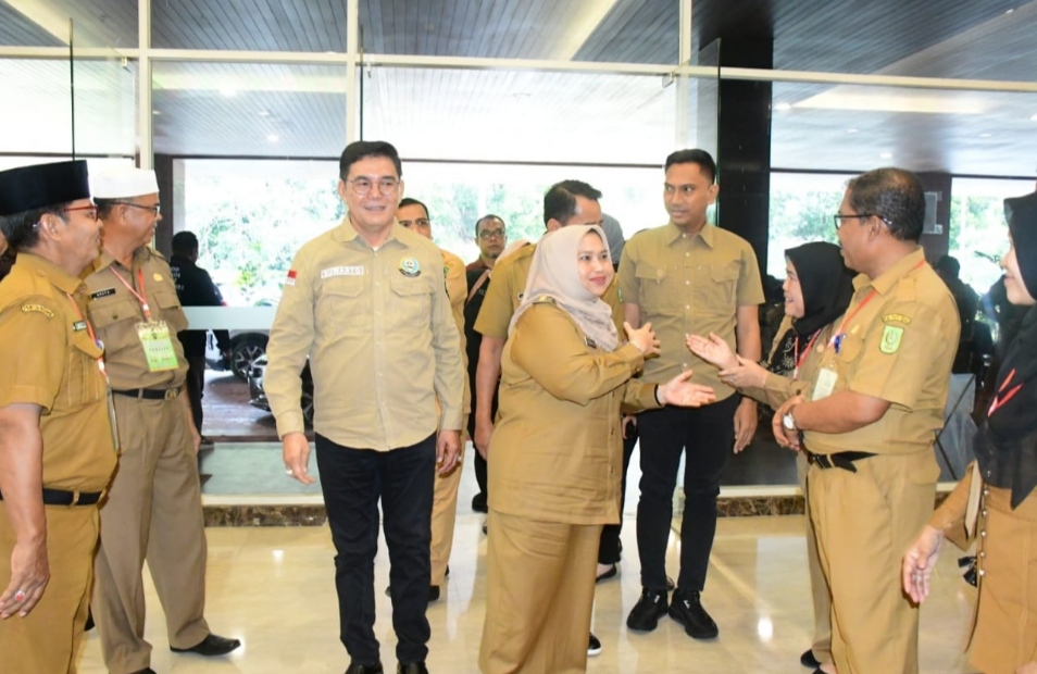 Komitmen Jalinkan Komunikasi, Bupati Bengkalis Ikuti Rakor di Provinsi Riau