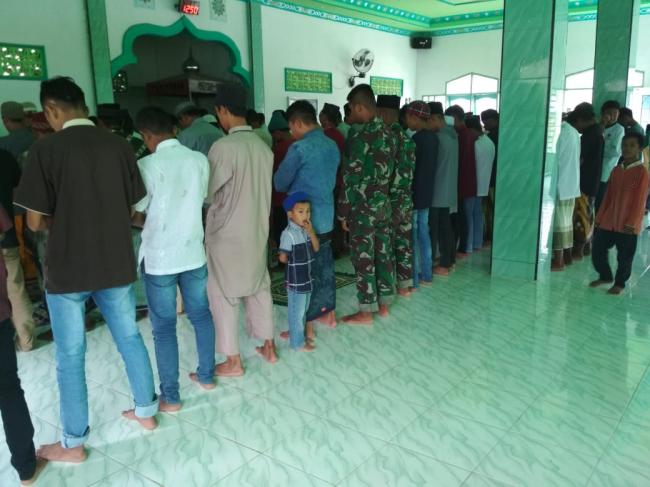 Doa Jadi Suntikan Semangat Personil Satgas TMMD 104