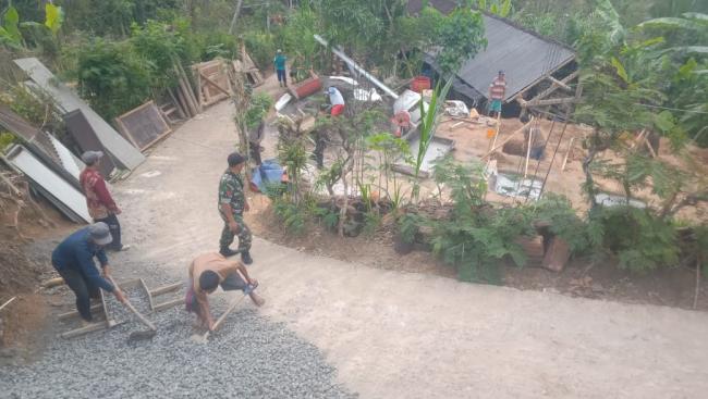 Harapan Warga Dompyong, Saat Jalannya Masih Jadul  