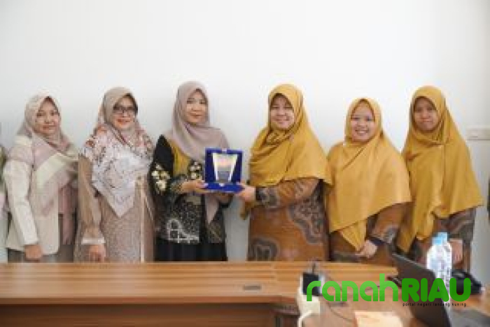 UMRI dan Universitas Adzkia Padang Resmi Jalin Kerja Sama untuk Pengembangan Akademik