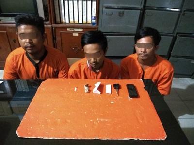 Aduhhh...Bawa Ganja, Tiga Pria Ini Diciduk Polisi, Salah Satunya Pedagang Ikan