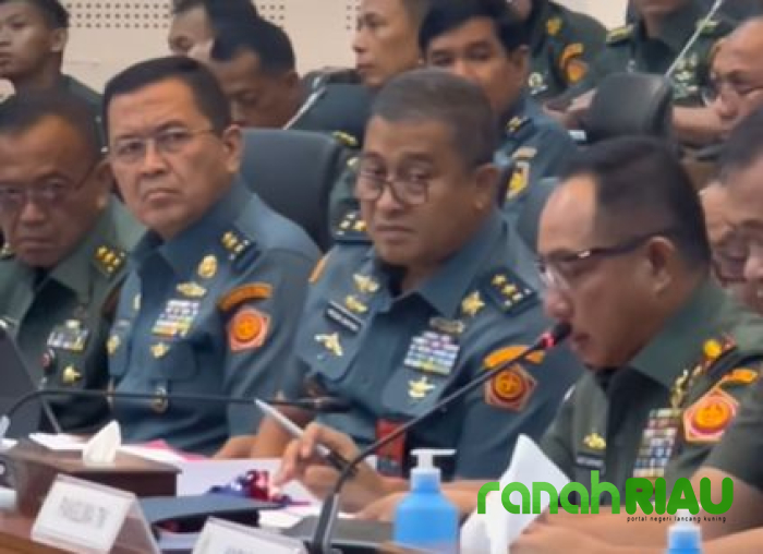 Bantah Pemborosan di Tengah Efisiensi karena Rapat Revisi UU TNI di Hotel Fairmont, Ini kata DPR