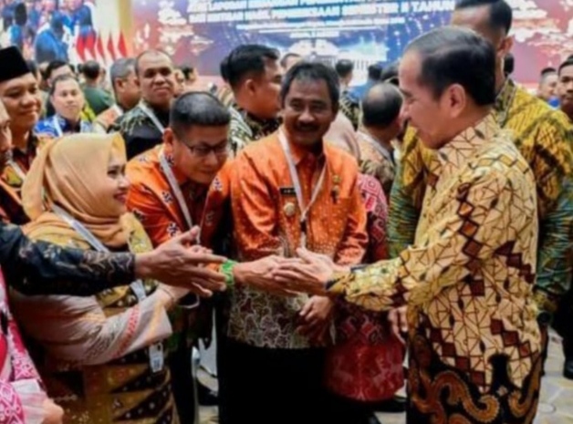 Wakil Ketua DPRD dan Bupati Bengkalis Hadiri Acara Hasil Pemeriksaan Keuangan BPK RI