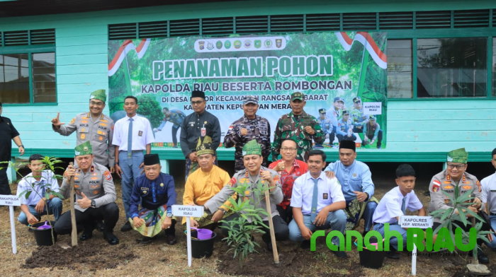 Kapolda Riau Susur Sungai Jelajah Kampung, dorong Pelestarian Budaya dan Alam Pesisir