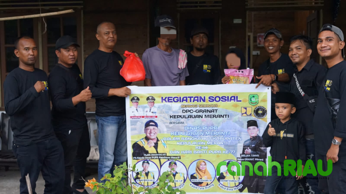 DPC Granat Kabupaten Meranti Bagikan Sembako ke Warga Kurang Mampu