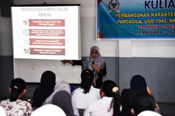 Miliki Jiwa Profesional Saat Melayani Publik