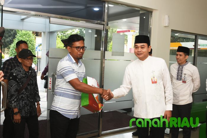 Peringati Hari Pelanggan Nasional 2026, BRK Syariah Cabang Pekanbaru Sudirman Tebar Apresiasi