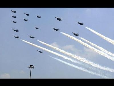 Wuihhh Kerenn.. 132 Pesawat Atraksi Meriahkan HUT TNI AU Ke 71