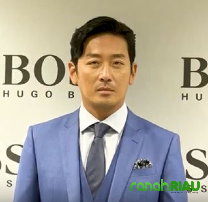 Ha Jung Woo bantah Kabar Pernikahan Juli, akui Pacari Cha Jung Won