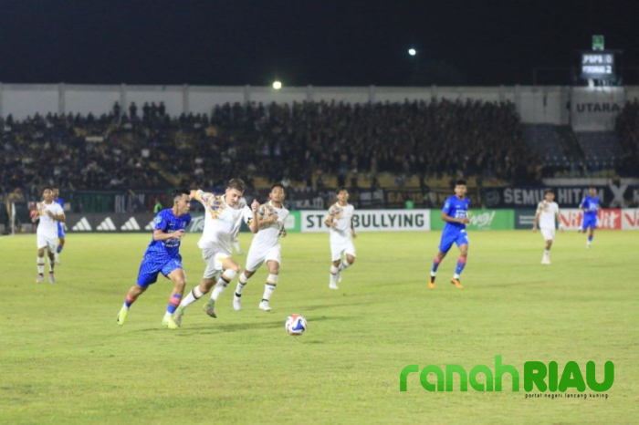 Dukung PSPS Pekanbaru, Plt Gubernur Riau hadir di Laga Kontra Persikad Depok