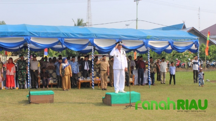 Khidmat, Kades Senggoro Pimpin Apel HUT RI 74