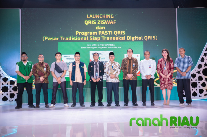 BRK Syariah jadi Motor Digitalisasi Pesantren di KURMA 2026, QRIS Diserahkan langsung ke Pesantren