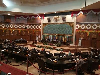 Paripurna DPRD Riau Tetapkan Pergantian Alat kelengkapan Dewan, Berikut Jelasnya