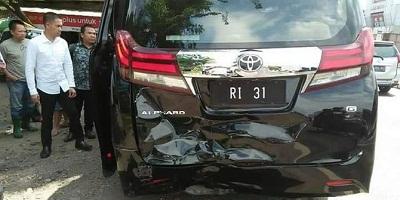 Mobil Menteri RI 31 Tabrakan Beruntun, ini Penyebabnya