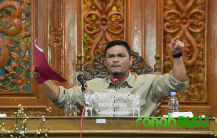 Beralasan SK Terkendala Jaringan Lelet, Dr Adam : Tolong, Jangan Membohongi Guru P3K