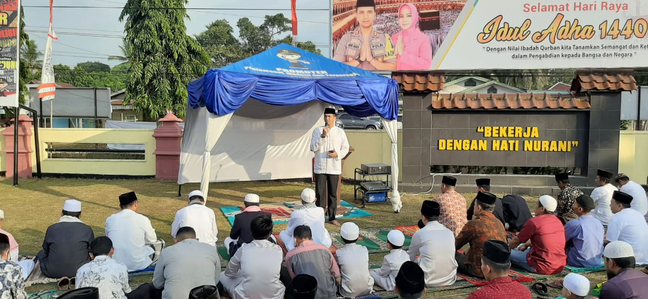 Sholat Ied Di Mapolres Kampar, Khatib Panjatkan Doa Minta Hujan