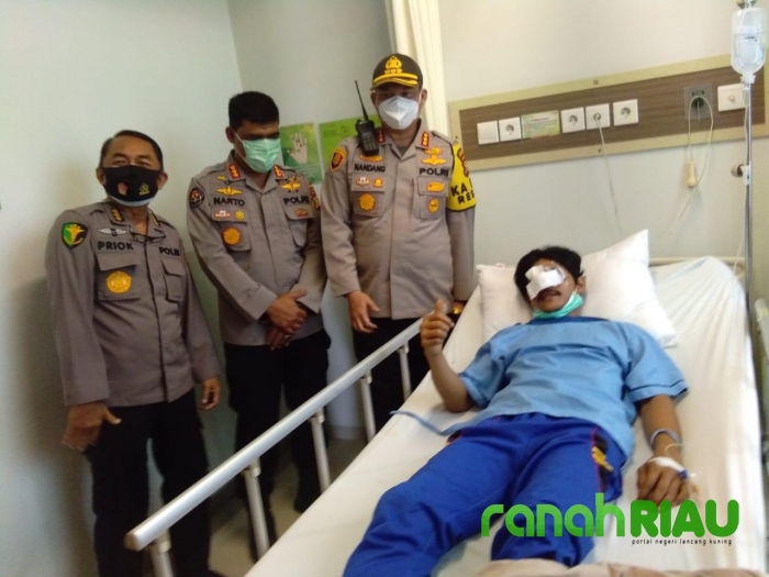 Diisukan Meninggal, Satu Mahasiswa Korban Aksi Tolak UU Cipta Kerja di DPRD Riau Dalam Kondisi Baik