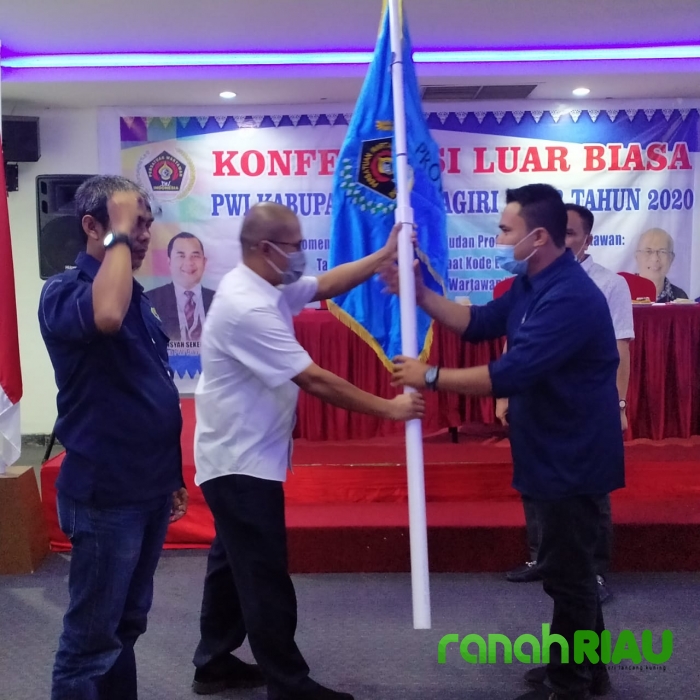 Konferensi Luar Biasa PWI Inhil Berakhir Aklamasi