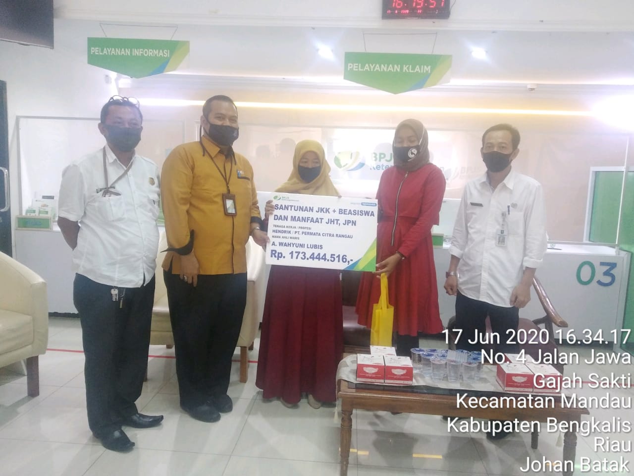 Pabrik Kelapa Sawit PT. PCR Duri, Menyantuni Sejumlah Ahli Waris Karyawannya