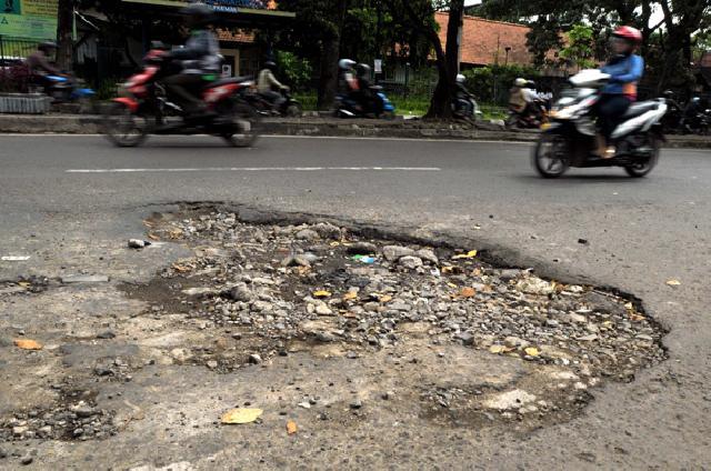 Anggaran Perbaikan Jalan di Riau Rp72 Miliar, 30 Persen Baru Dikerjakan