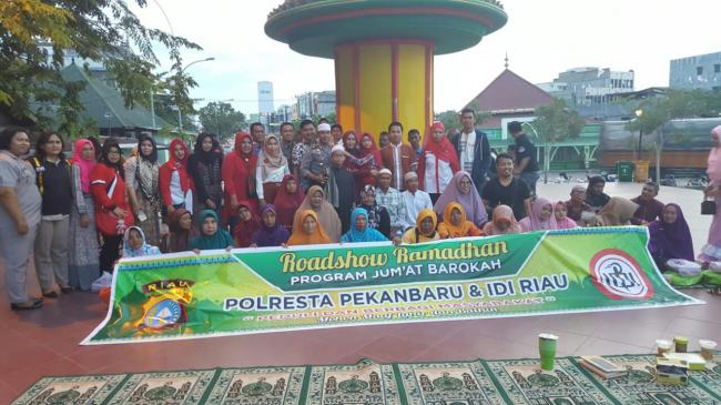 Awali Minggu Pertama Ramadhan, Tim JB Buka Bersama Petugas Kebersihan