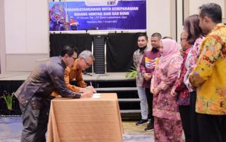 Tandatangan MoU PT. Elnusa TBK dan PT.BLJ, Ini Pinta Bupati Bengkalis