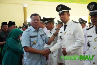 Bupati Kuansing Tekankan Agar PJ Kades Fokus Pembehanan Infrastruktur dan Pelayanan Masyarakat