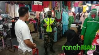 Babinsa dan Bhabinkamtibmas Sosialisasi Seputaran Pasar Bengkalis