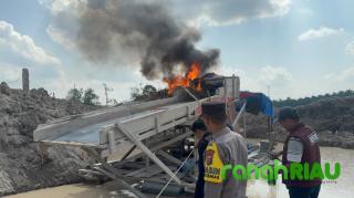 Polisi Tertibkan 5 Rakit PETI di Sungai Batang Uwo Desa Kebun Lado, Kuansing