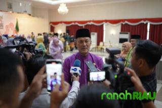 Lantik 77 Pejabat Fungsional, Begini Pesan Tegas Pj Sekdaprov Riau