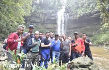 Sekda Inhil Berkunjung Objek Wisata Air Terjun 86