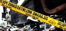 Tabrak Tronton dengan kecepatan tinggi, pemuda ini tewas seketika