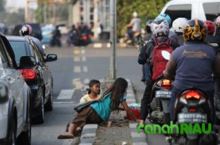 Gepeng Diburu, Pemberi Sedekah bisa Didenda Rp5 Juta! Pekanbaru mulai Tegas, Tak ada Ampun di Jalan