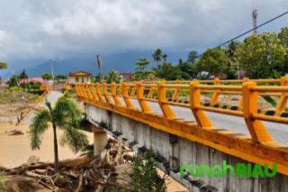 Perpanjang Status Tanggap Darurat Bencana, Gubenur Sumatera Barat Optimalkan Pendataan Korban