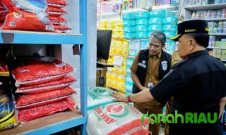Pastikan Stok Beras Meranti aman, Bupati Asmar: Masyarakat tak Perlu Panik