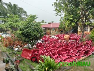 Bantuan Tak Kunjung Sampai, Tokoh Masyarakat Desak Pengusutan 70 Paket Gerobak yang Hilang