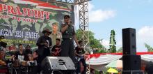 Dandim 0822/Bondowoso sumbangkan suara emasnya di Penutupan TMMD ke 104