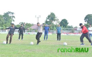 Sambut Hari Bhayangkara ke 78, Polres Bengkalis Gelar Turnamen Sepak Bola