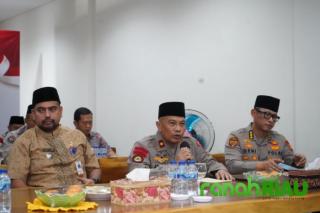 Wakapolda Riau dengarkan Keluhan Warga Payung Sekaki