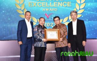 Terbaik, BRK Syariah sabet Penghargaan tertinggi dalam Kategori Pelayanan