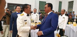 Hadiri Malam Penghargaan, Bupati Rohil Berikan Apresiasi