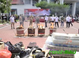 395 Perkara dimusnahkan Kejari, Gunung Barang Bukti lenyap jadi Asap: Sinyal Perang Total 