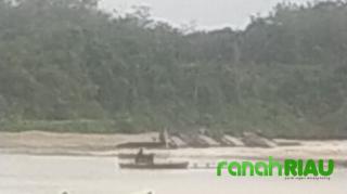 Setiap Hari Dihantam PETI, Arena Pacu Jalur Tepian H. Sayidina Ali Rusak Parah