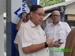 Tinjau Pembangunan Pasar Kalideres, Dirut Pasar Jaya Janji Rampung Pada Awal Agustus