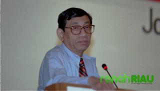 Prabowo Wajibkan Menteri Pakai Maung, Publik Ingat sosok Mr. Clean Marie Muhammad