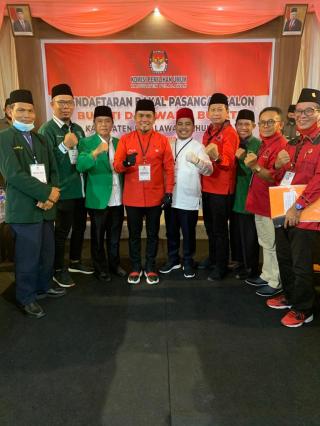 SAH, Zukri-Nasarudin Daftar ke KPU Pelalawan